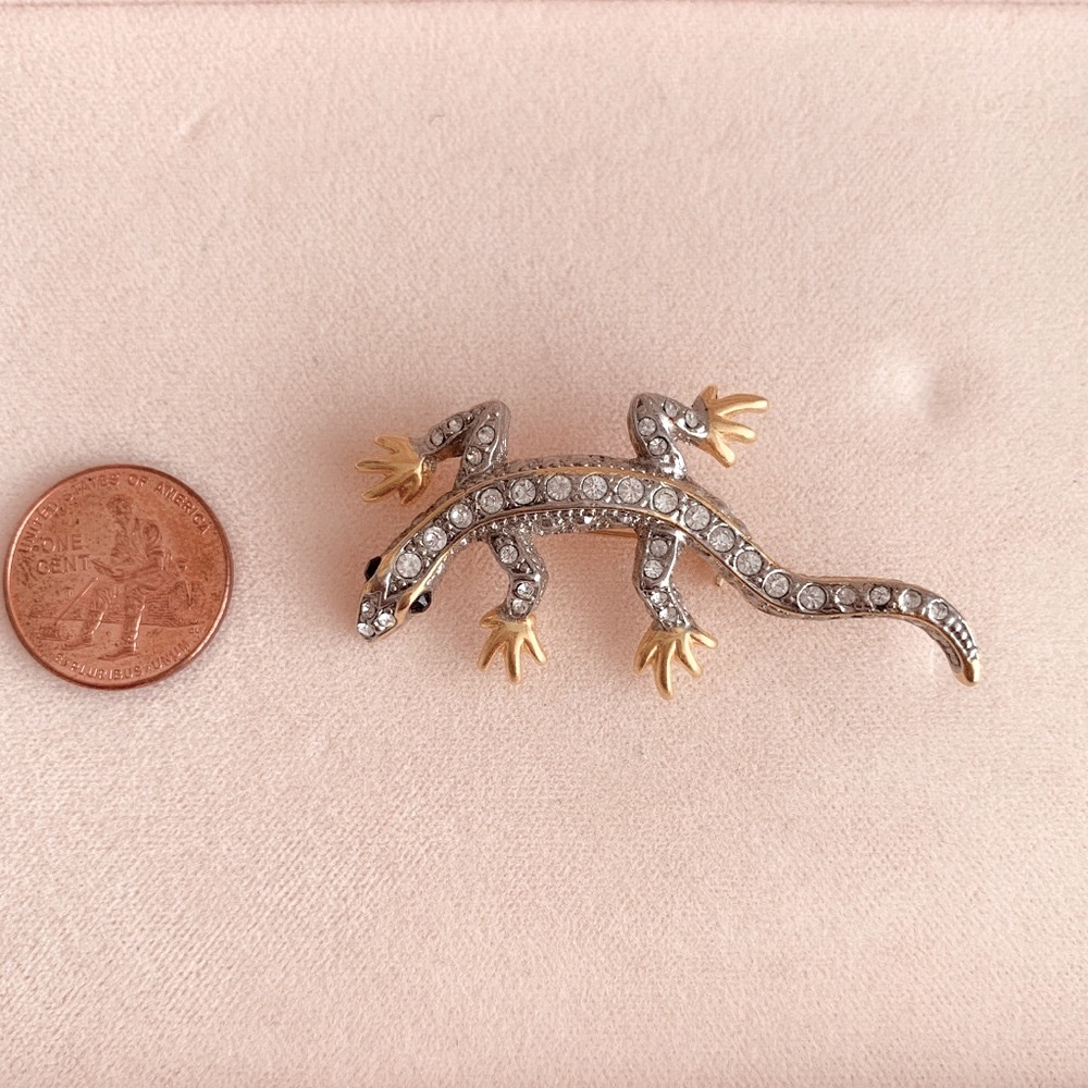 Vintage lizard gecko brooch, crystal lizard pin